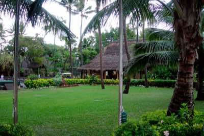 On Friday afternoon, we toured the Polynesian culture center on the North end of Oahu. We learned all about the different island peoples. Day three - 17/02/06